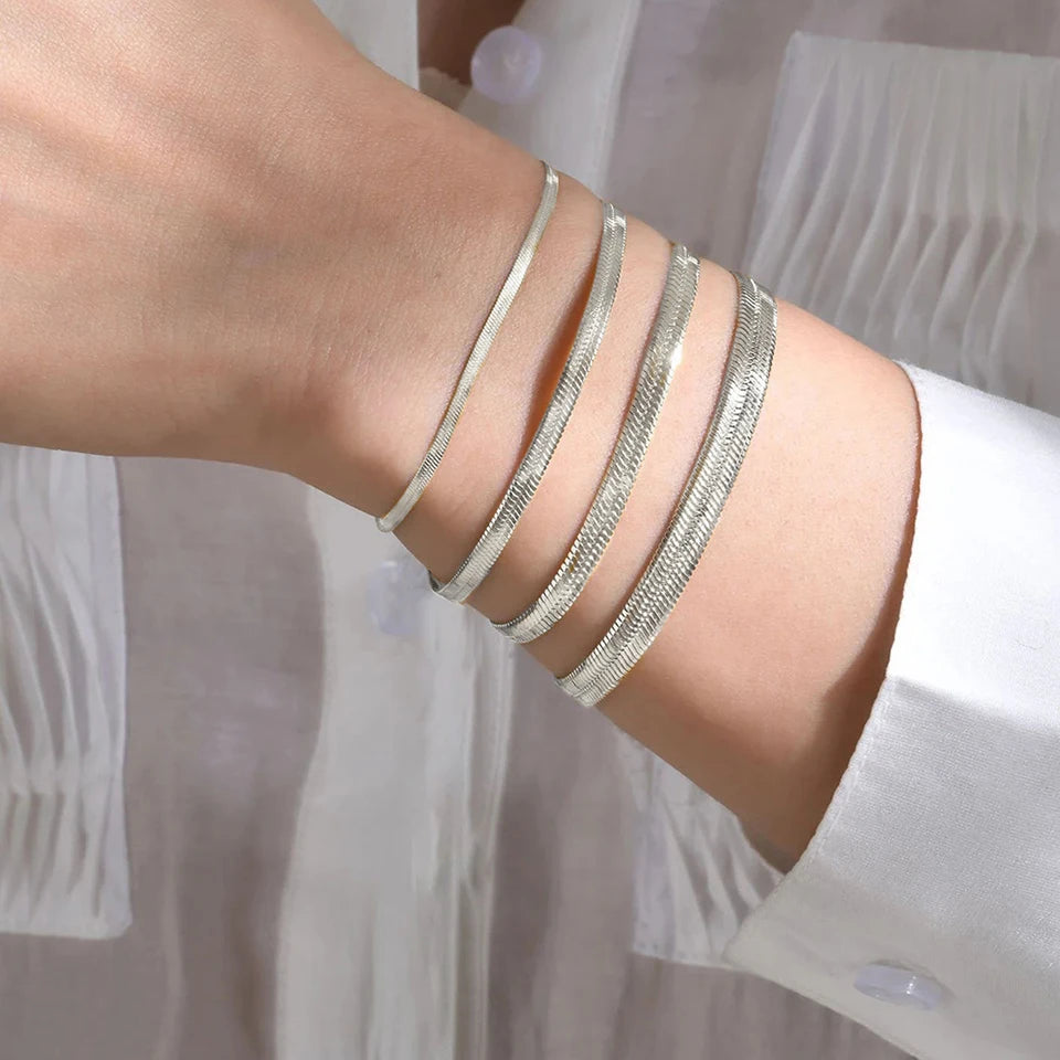 EManco Simple Bracelet