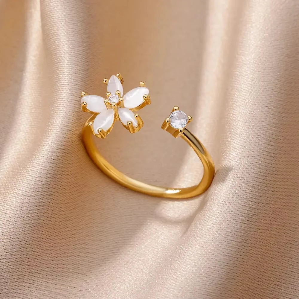 Luxury Geometric Rings