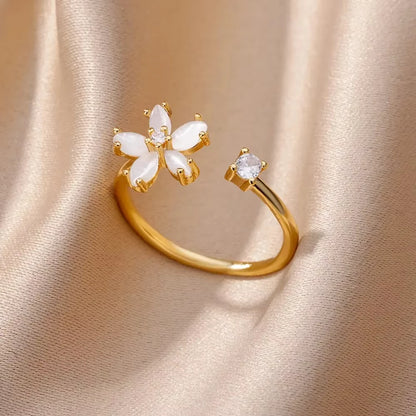 Luxury Geometric Rings