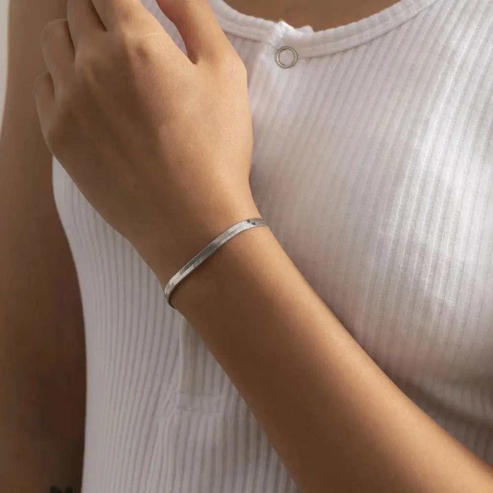 EManco Simple  Bracelet